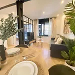 Am Apartment *