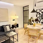 Apartment Am *