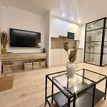 Apartment Am *