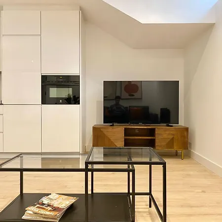 Am Iv Vut Apartament Segowia